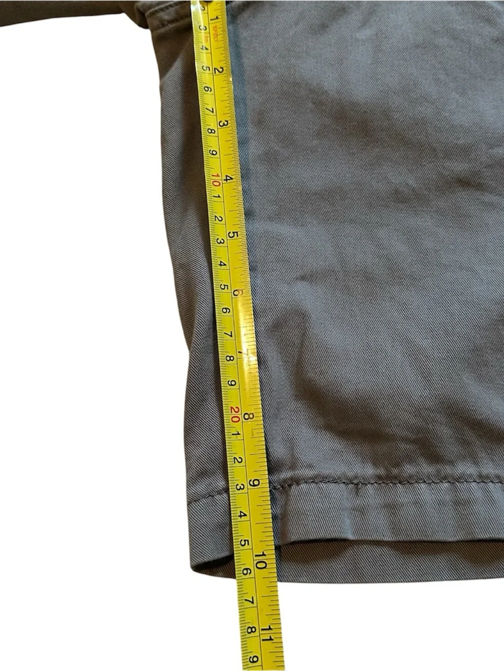 Signature by Levi Strauss Cargo Shorts Gray Men’s W33 Cotton Utility Casual